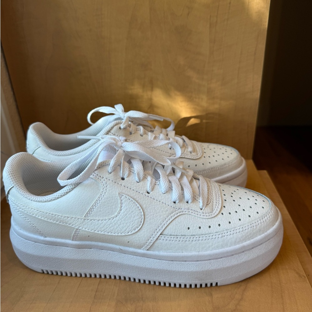 Nike Court Vision Alta Platform Sneaker - Size 8 (LIKE NEW - WORN ONCE) - Picture 11 of 12
